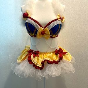 2pc Snow White Themed tutu outfit